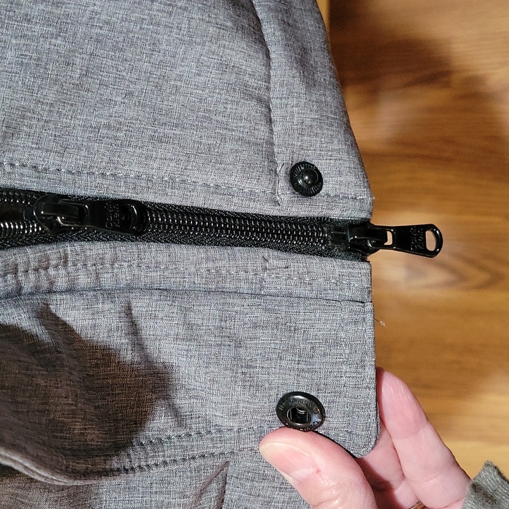 Calvin Klein Performance coat - Picture 6 of 9